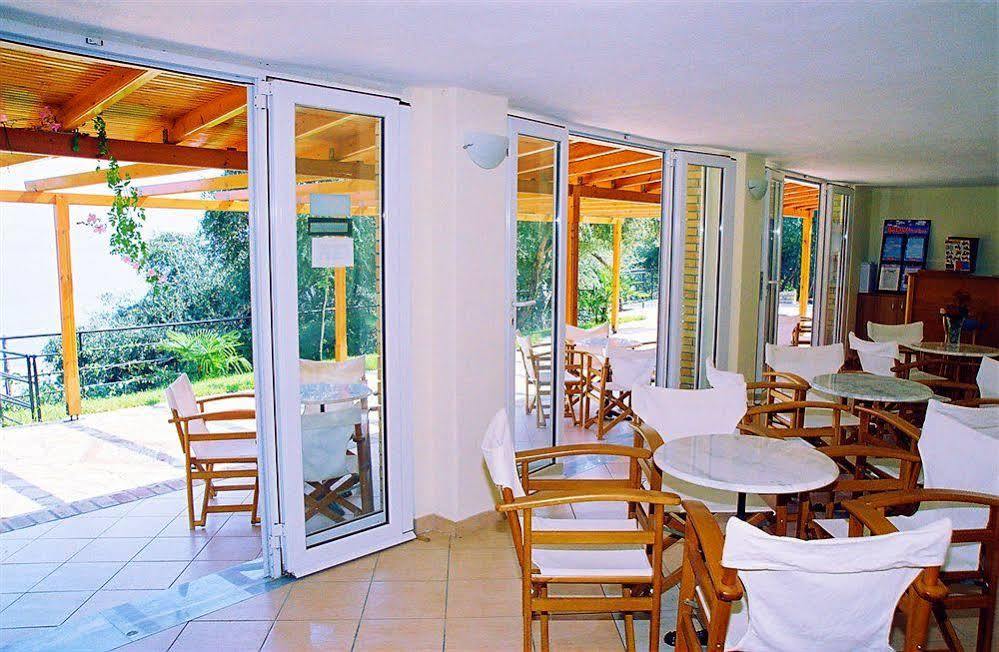 Dionysos Apartments Apraos Eksteriør billede